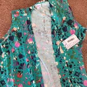 Lularoe joy vest size large